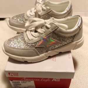 NEW American Eagle Girls Silver Glitter Sneakers 1